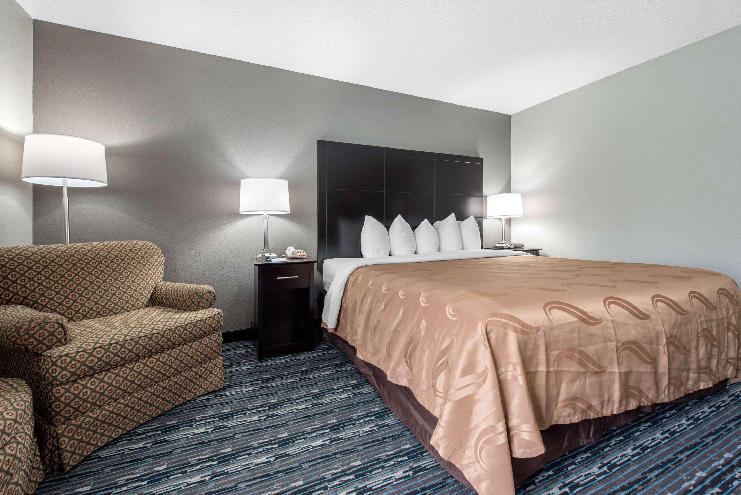 Quality Inn & Suites Brownsburg - Indianapolis West Esterno foto