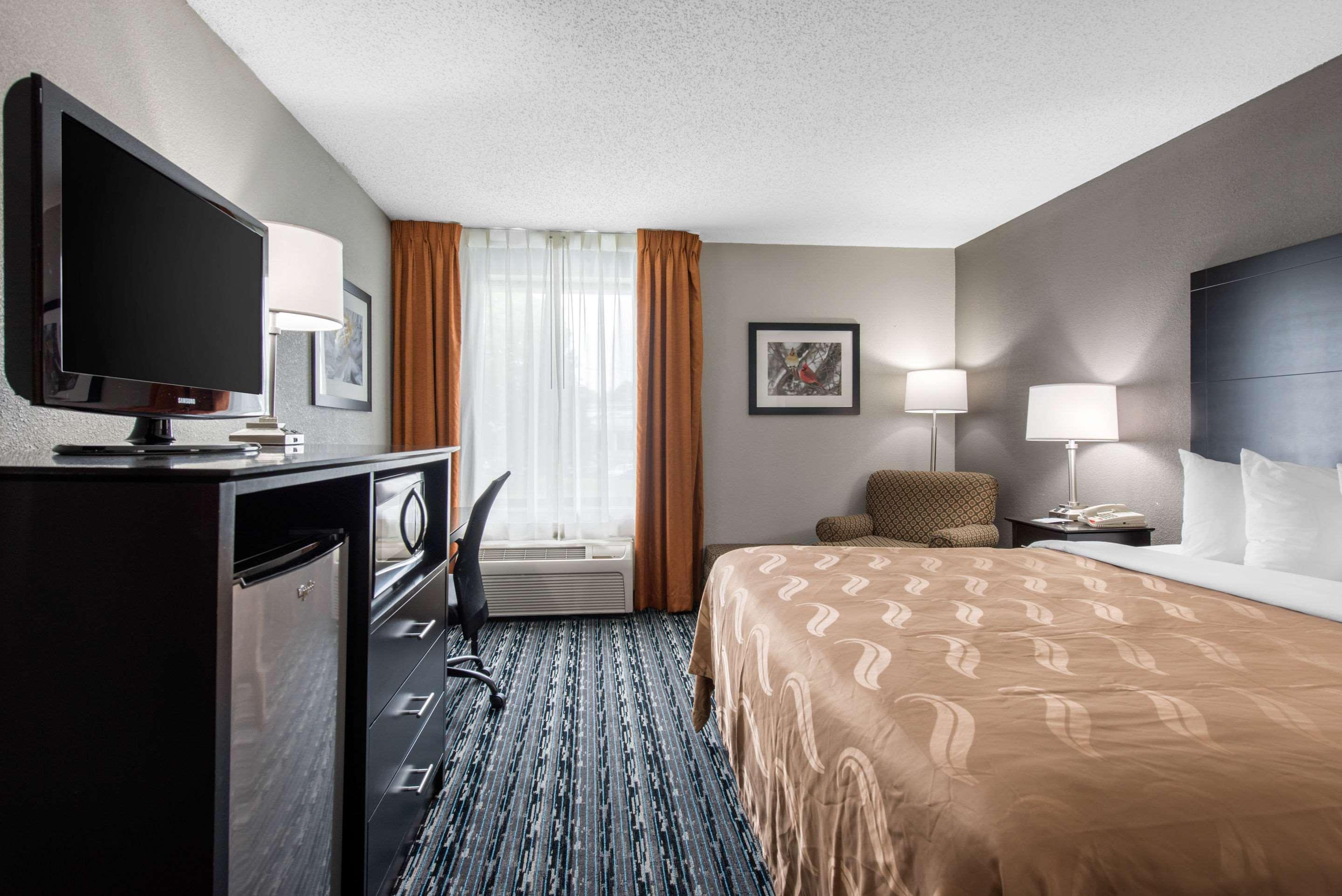 Quality Inn & Suites Brownsburg - Indianapolis West Esterno foto
