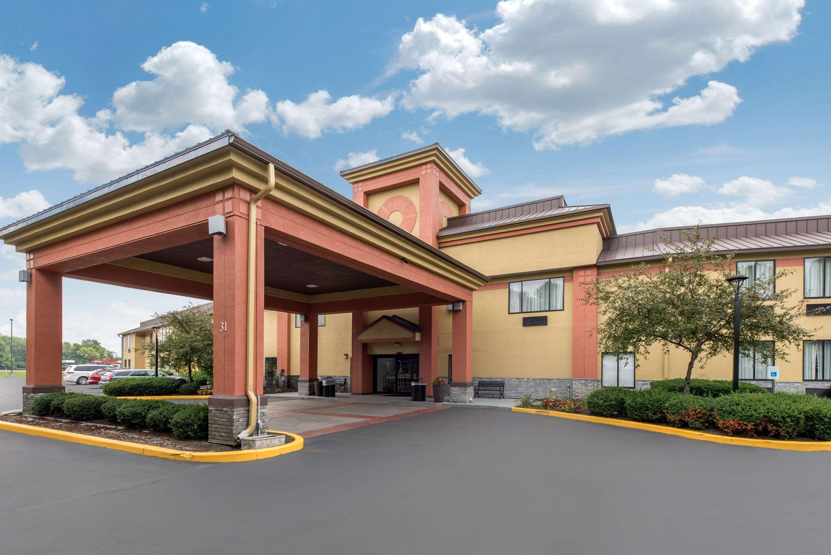 Quality Inn & Suites Brownsburg - Indianapolis West Esterno foto