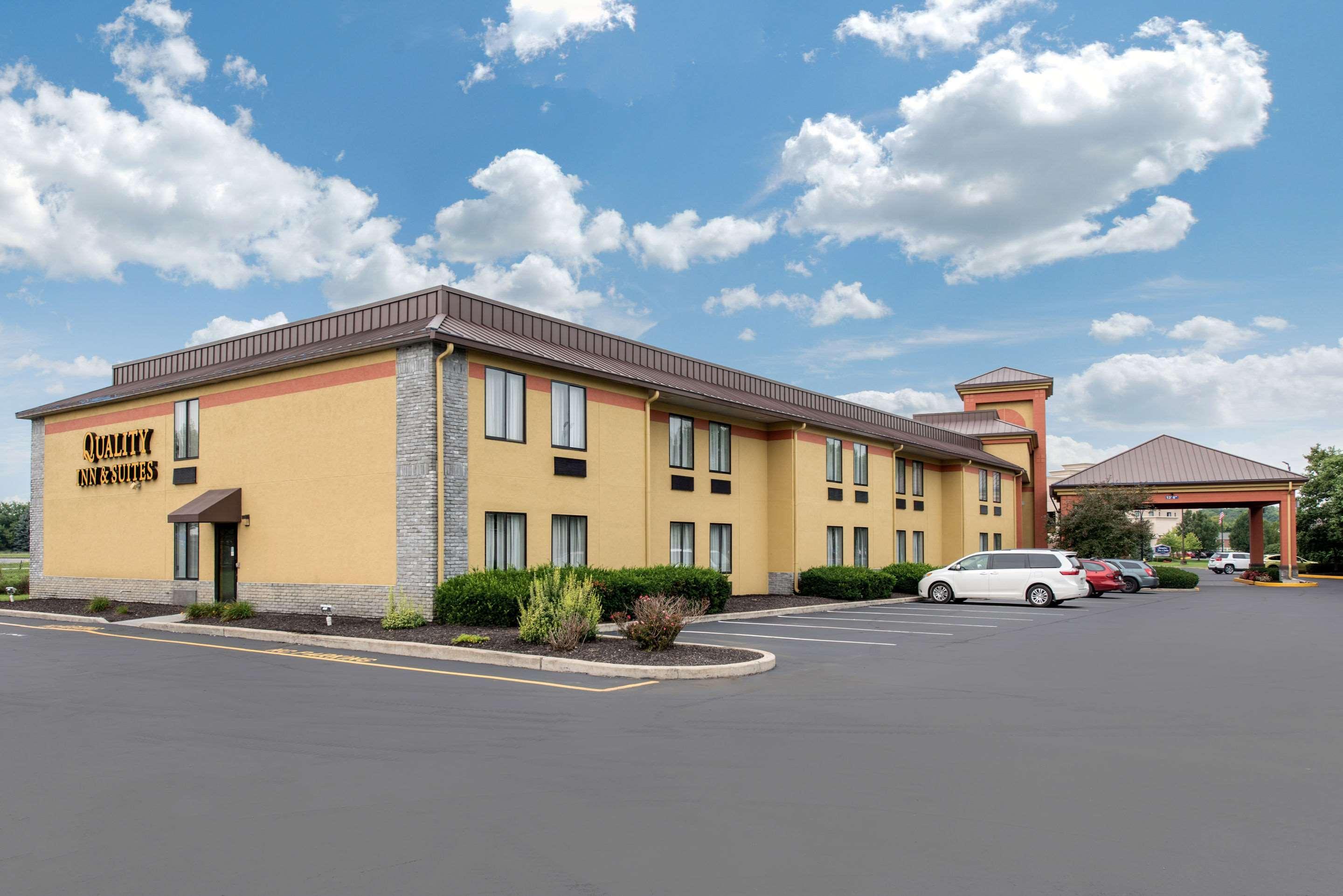 Quality Inn & Suites Brownsburg - Indianapolis West Esterno foto