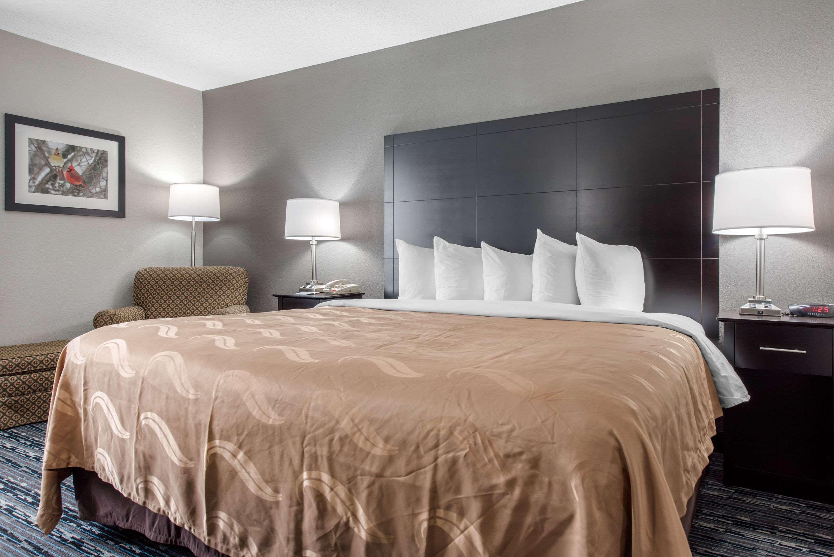 Quality Inn & Suites Brownsburg - Indianapolis West Esterno foto